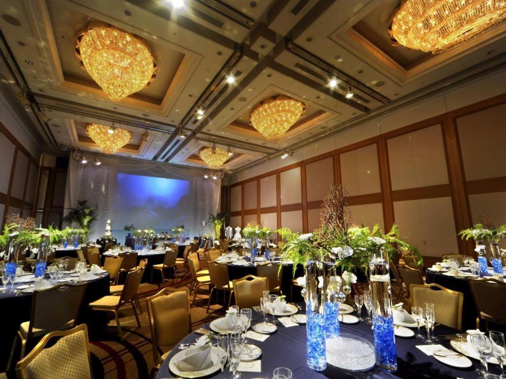 Yokohama Royal Park Hotel Exterior photo